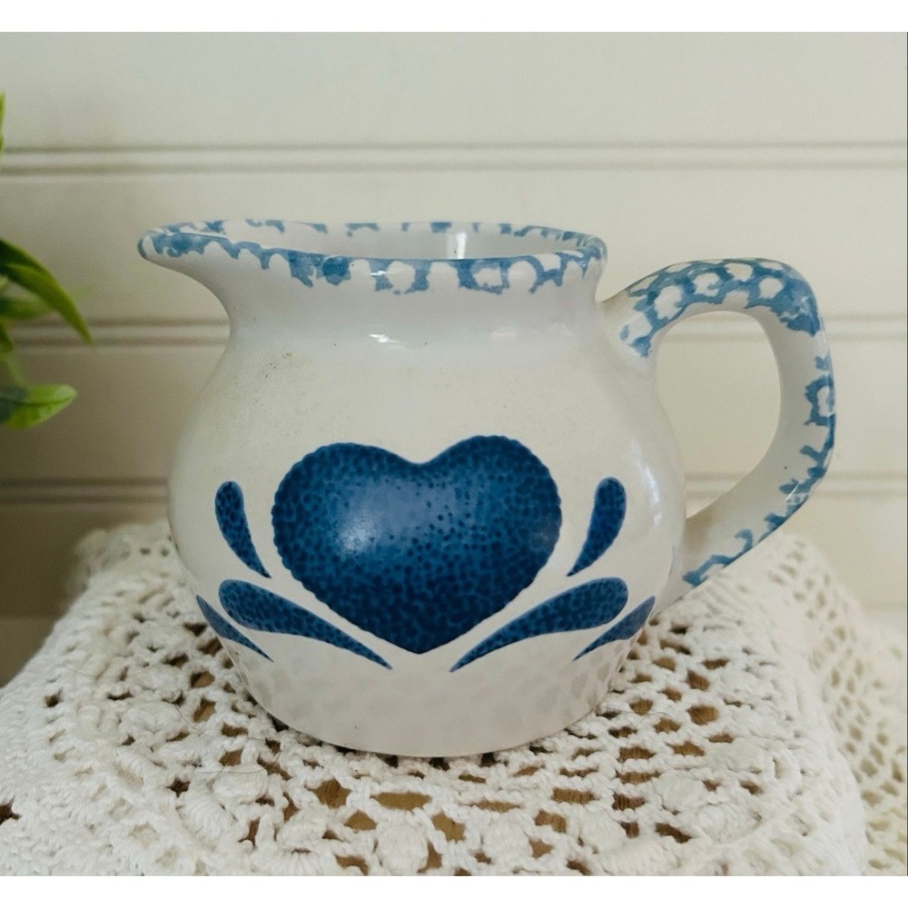 Guyroc China Vintage Blue Heart‎ Ceramic Creamer Or Syrup Pitcher